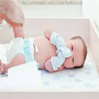 (2)How to choose diapers in different periods?Newborn (0 to 5 months):